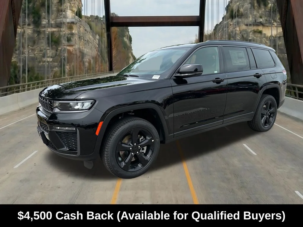 New 2026 Diamond Black Crystal Pearl-Coat Exterior Paint Jeep Limited image 3
