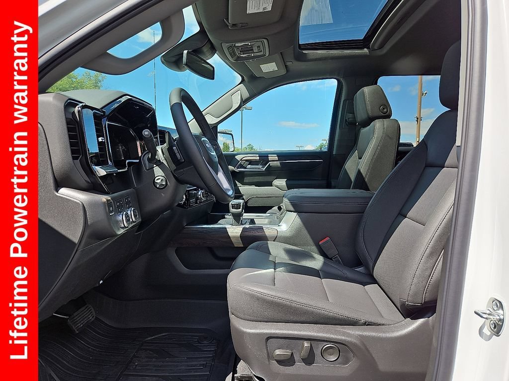 2026 GMC Sierra 1500 SLT - Photo 6