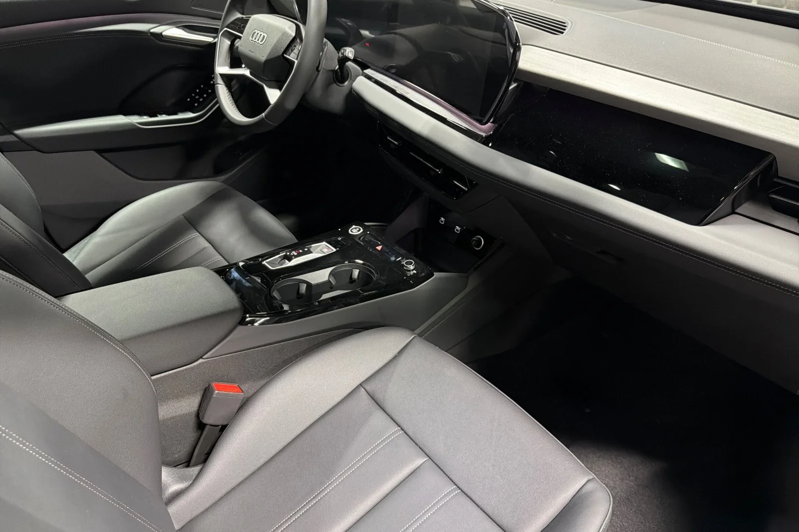 New 2027 Manhattan Gray Metallic Audi Premium quattro image 15