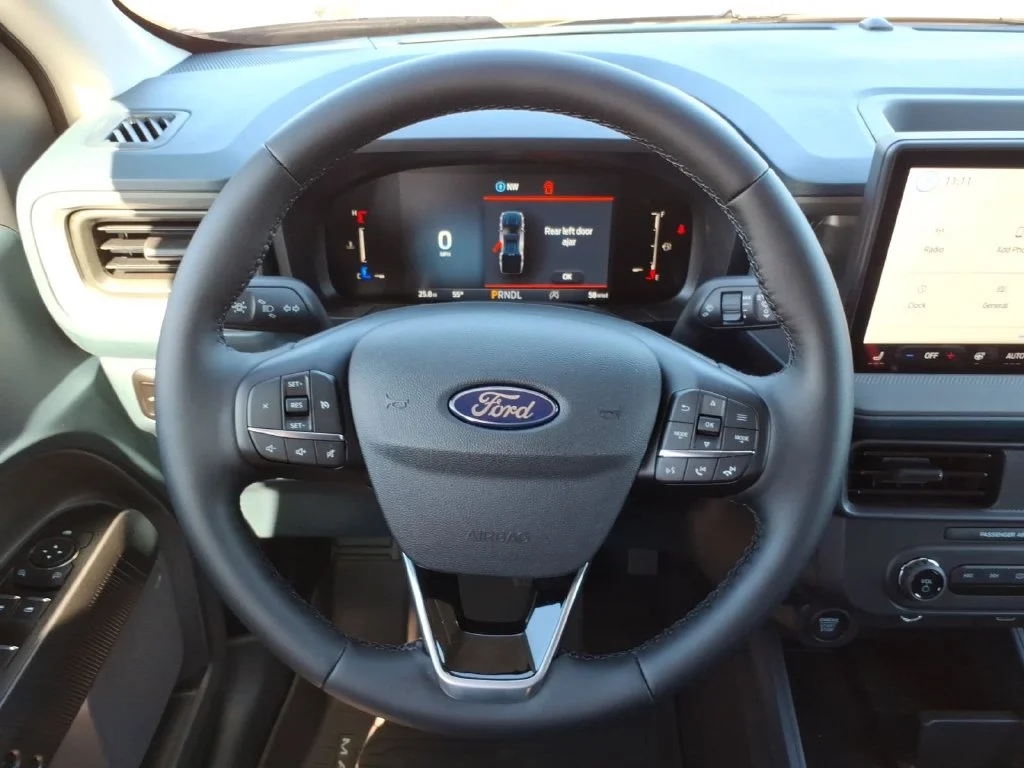 New 2026 Carbonized Gray Metallic Ford XLT image 20