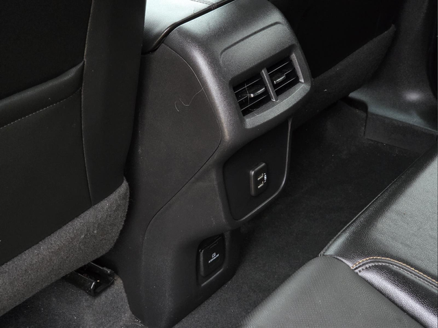 Used 2022 Gray Chevrolet Premier image 28