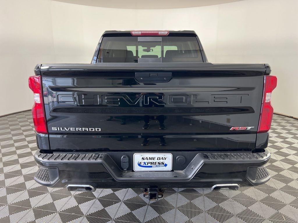 Used 2022 Black Chevrolet RST image 20