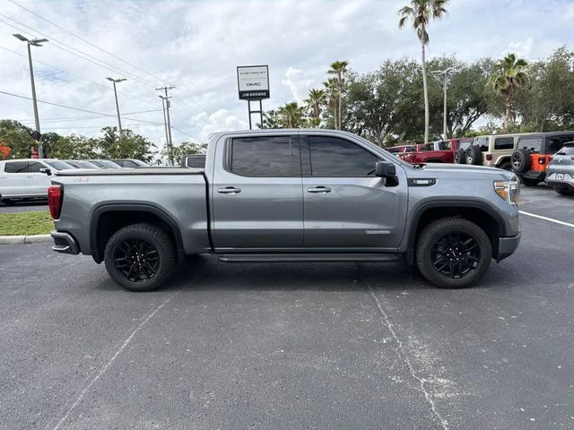 Used 2021 Gray GMC Elevation image 3