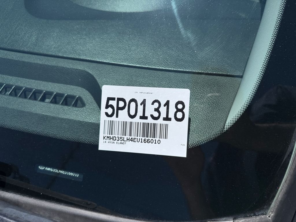 Used 2014 Shimmering Silver Hyundai Base image 35