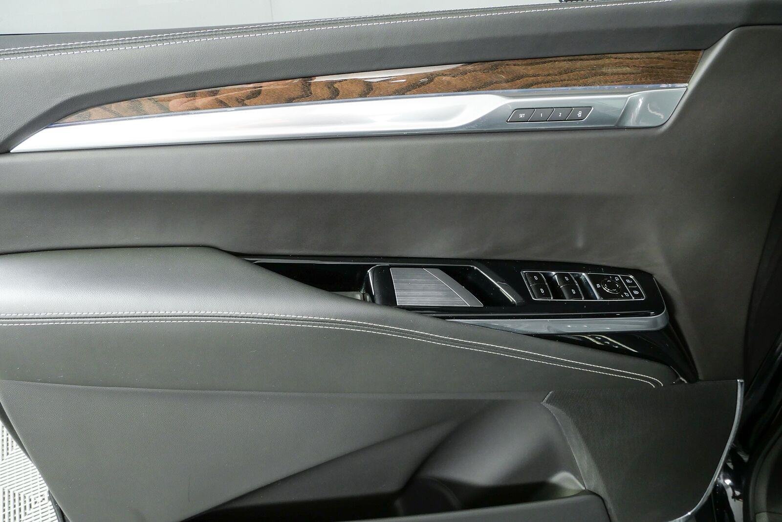 Used 2025 Black Raven Cadillac Sport Platinum image 6