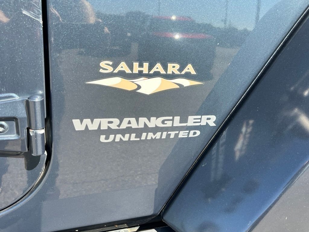 Used 2008 Steel Blue Metallic Jeep Unlimited Sahara image 12