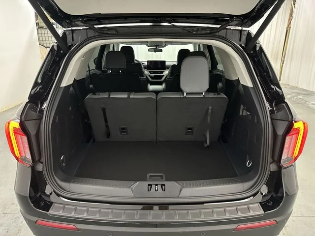 New 2026 Agate Black Metallic Ford Active image 22