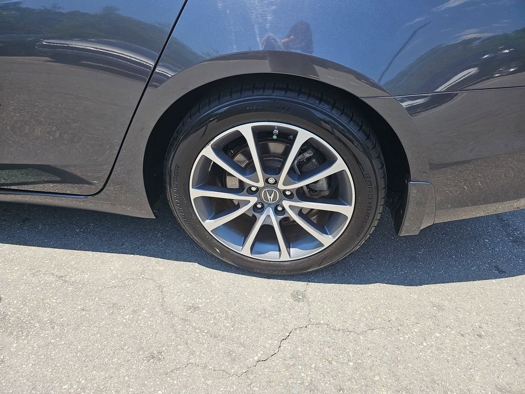 Used 2015  Acura V6 Tech image 31