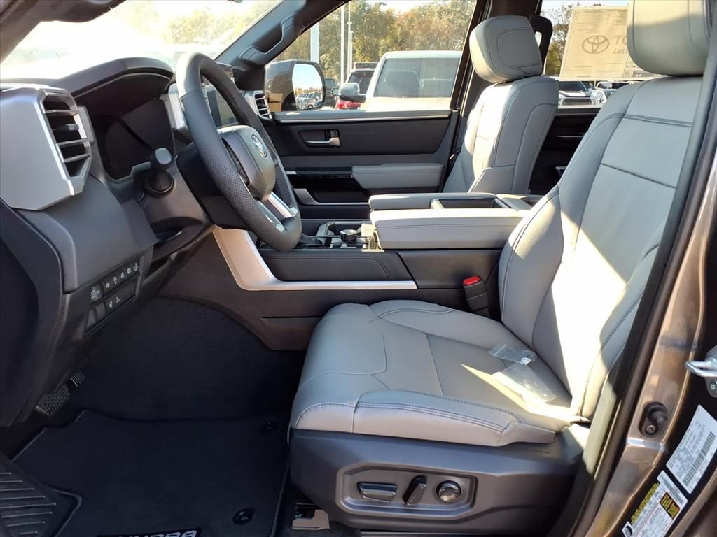 2026 Toyota Tundra Limited - Photo 13