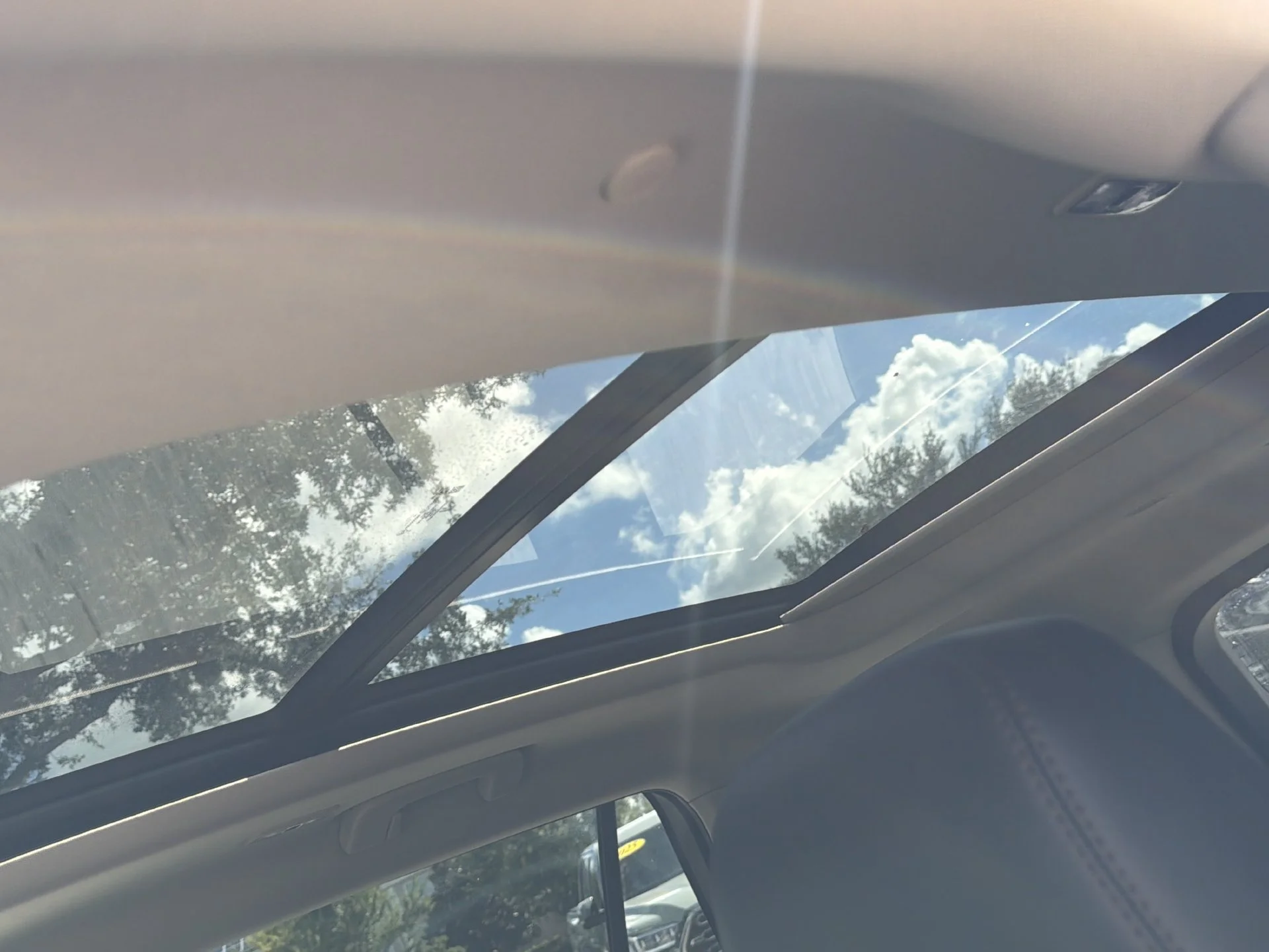 Used 2021 Blue Lincoln Reserve image 35