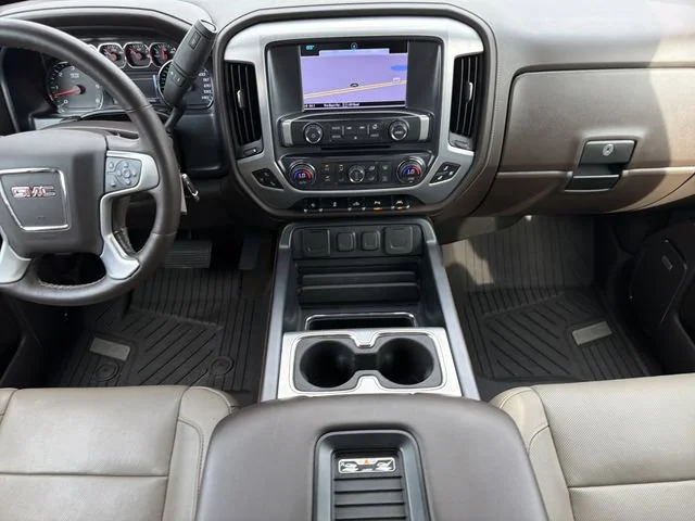 Used 2018 RED QUARTZ TINTCOAT GMC SLT image 14