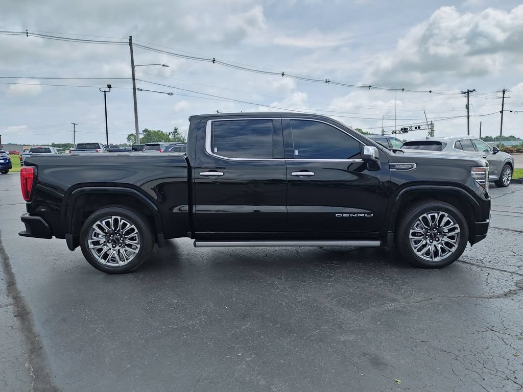 Used 2023 Onyx Black GMC Denali Ultimate image 6