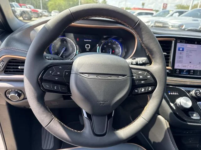 New 2027 White Chrysler Pinnacle image 24
