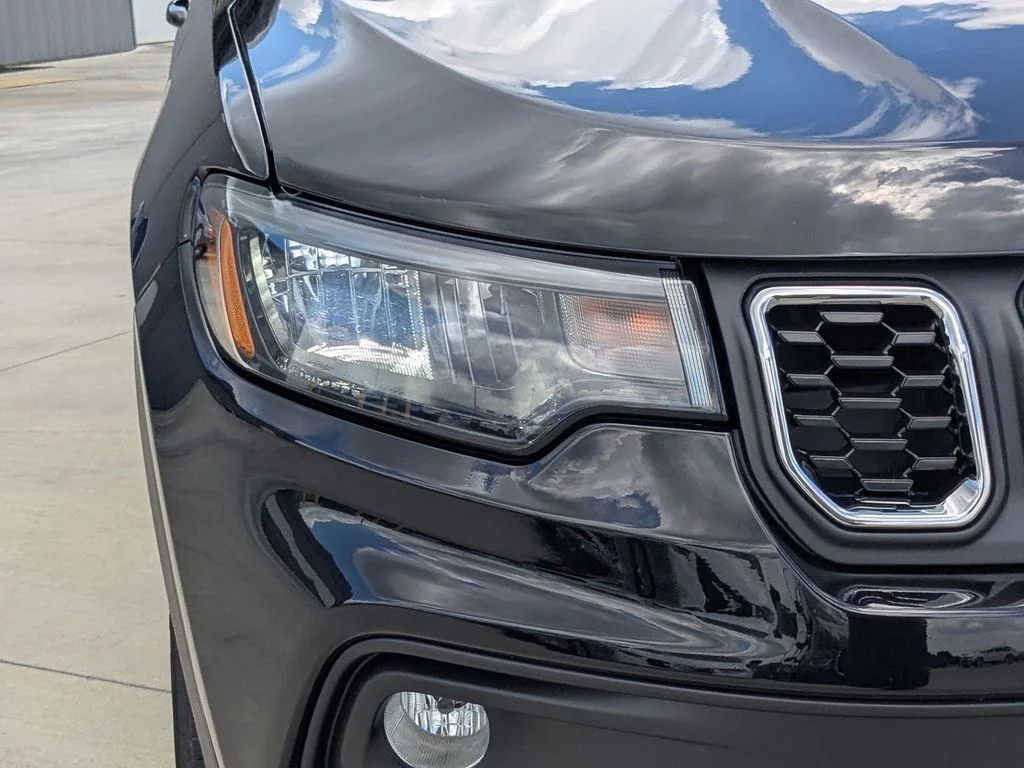 Used 2025 Black Jeep Latitude image 12