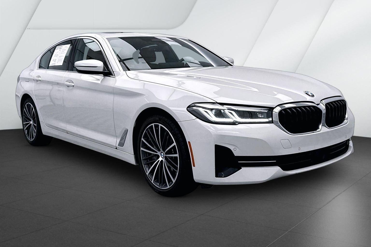 Certified Used 2023 Mineral White Metallic BMW 540i xDrive image 1