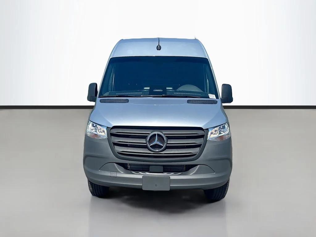 New 2026 Hightech Silver Mercedes-Benz Cargo 144 WB image 11