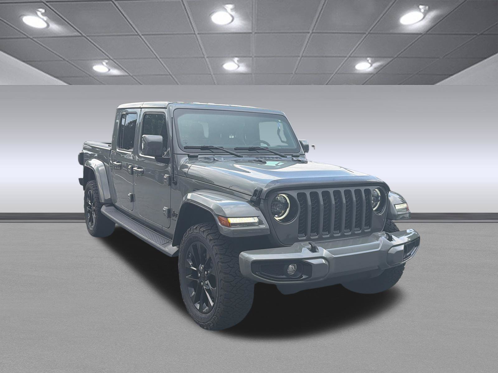 Used 2023 Sting-Gray Clearcoat Jeep High Altitude image 3