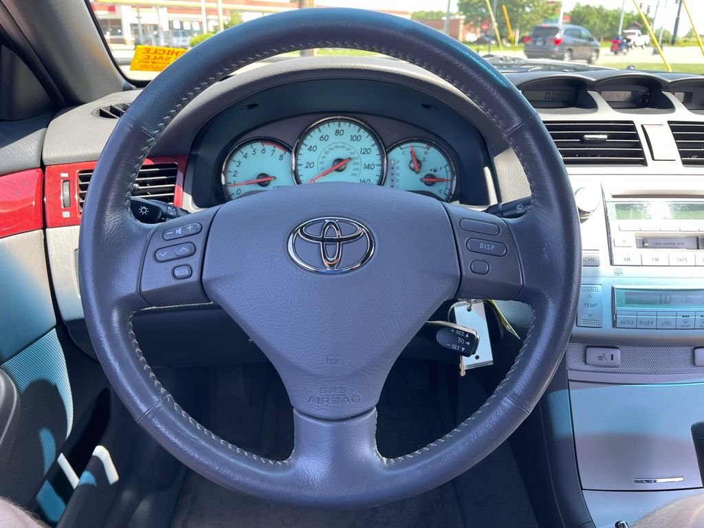 Used 2005 Black Toyota SLE image 10