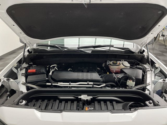 Used 2024 Summit White GMC Elevation image 30