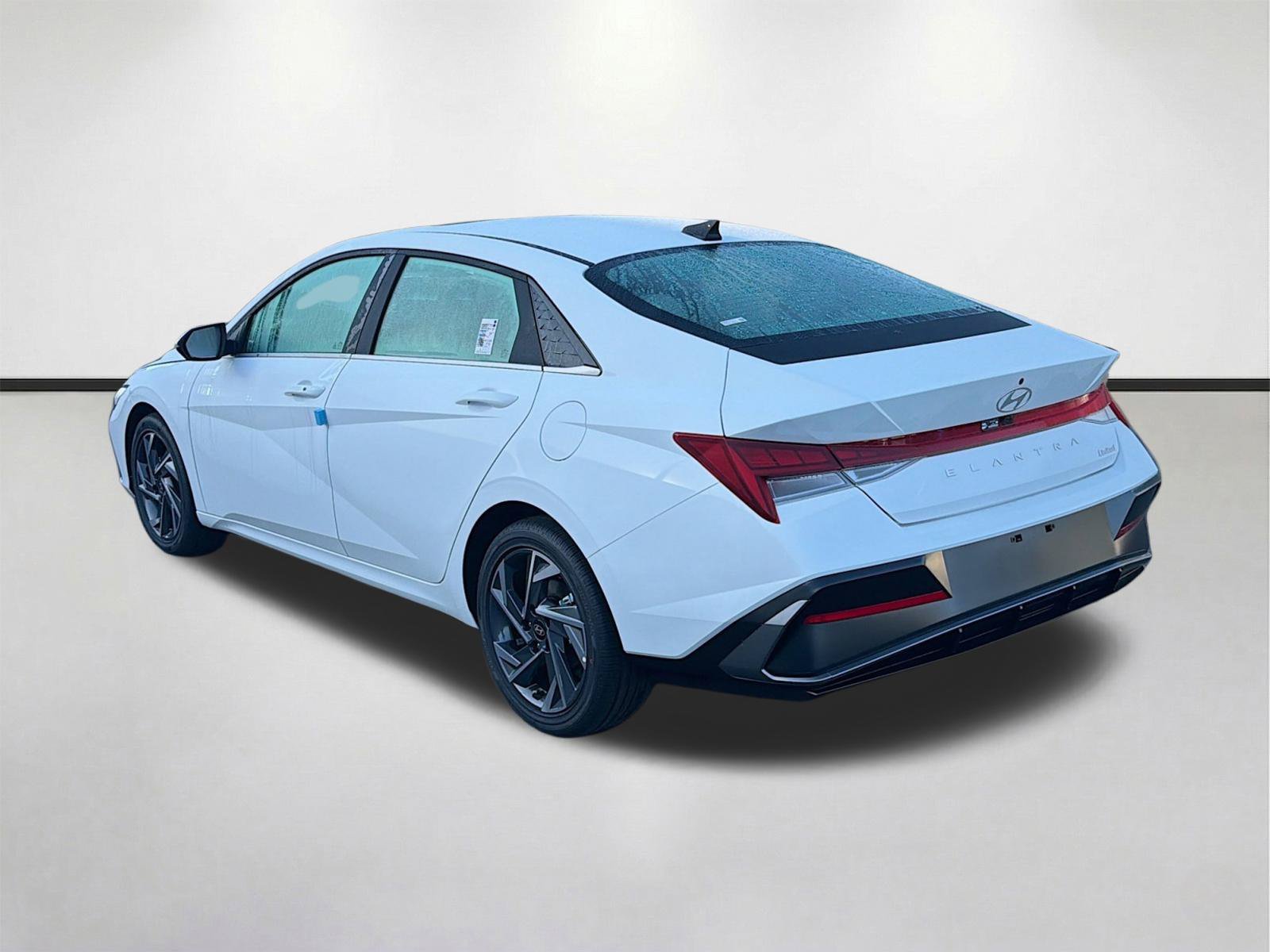 New 2026 Serenity White Hyundai Limited image 37