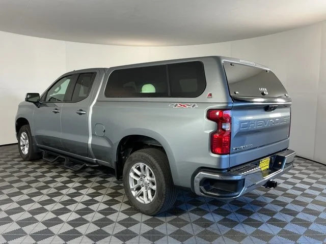 Used 2026 Sterling Gray Metallic Chevrolet LT image 6