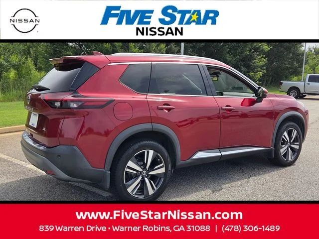 Used 2021 Red Nissan SL image 13