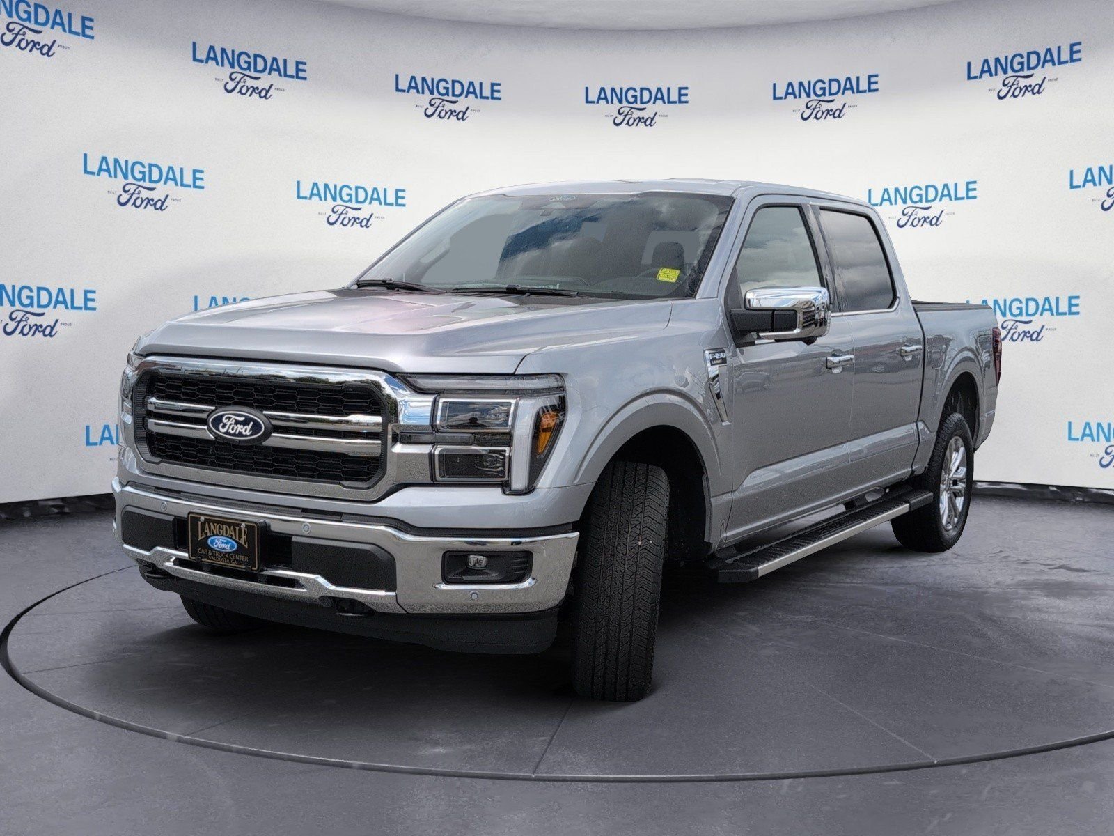 New 2026 Iconic Silver Metallic Ford Lariat image 11