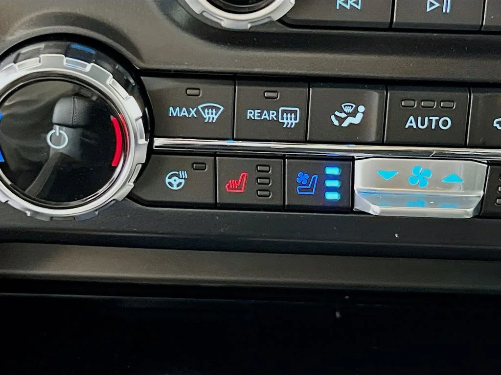 New 2026 Avalanche Ford Lariat image 24