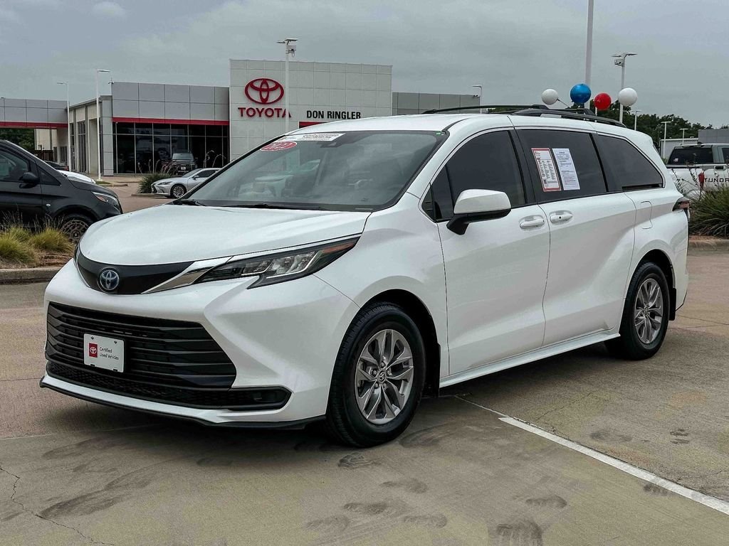 Certified Used 2022 White Toyota LE image 7
