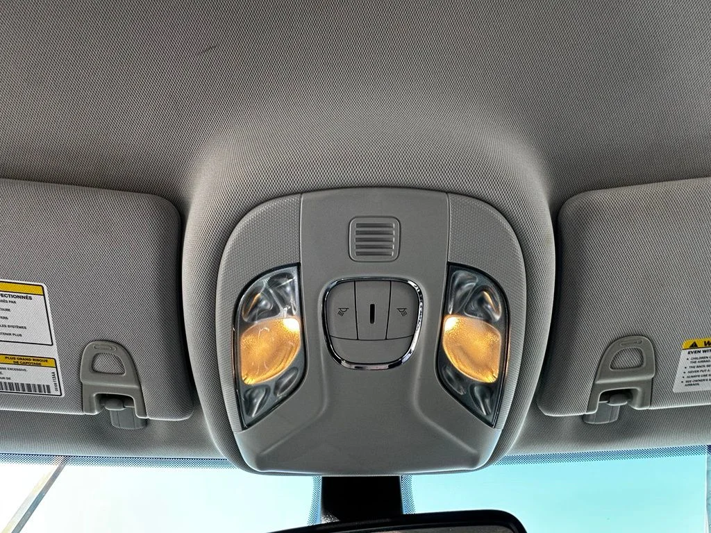 Used 2019 Gray Jeep Latitude image 30