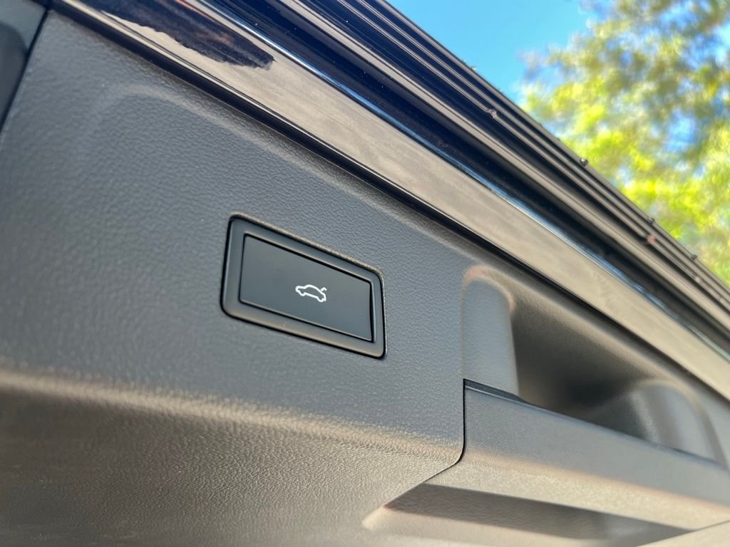 New 2026 Black Volkswagen SE w/Technology image 45