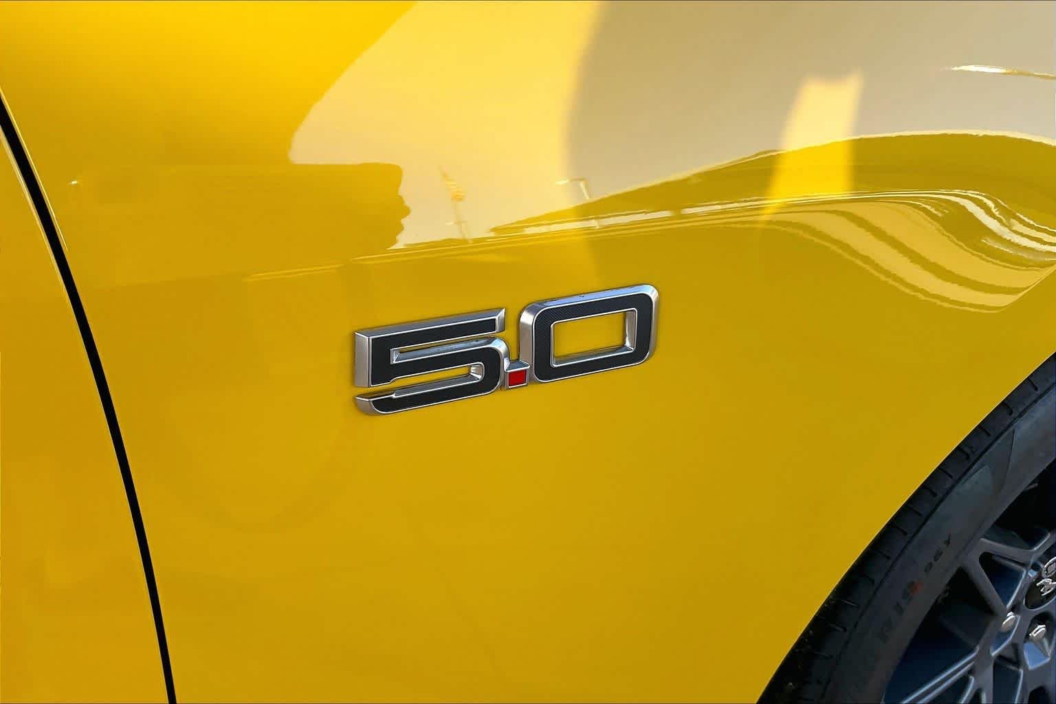 Used 2024 Yellow Splash Metallic Tri-coat Ford GT Premium image 8