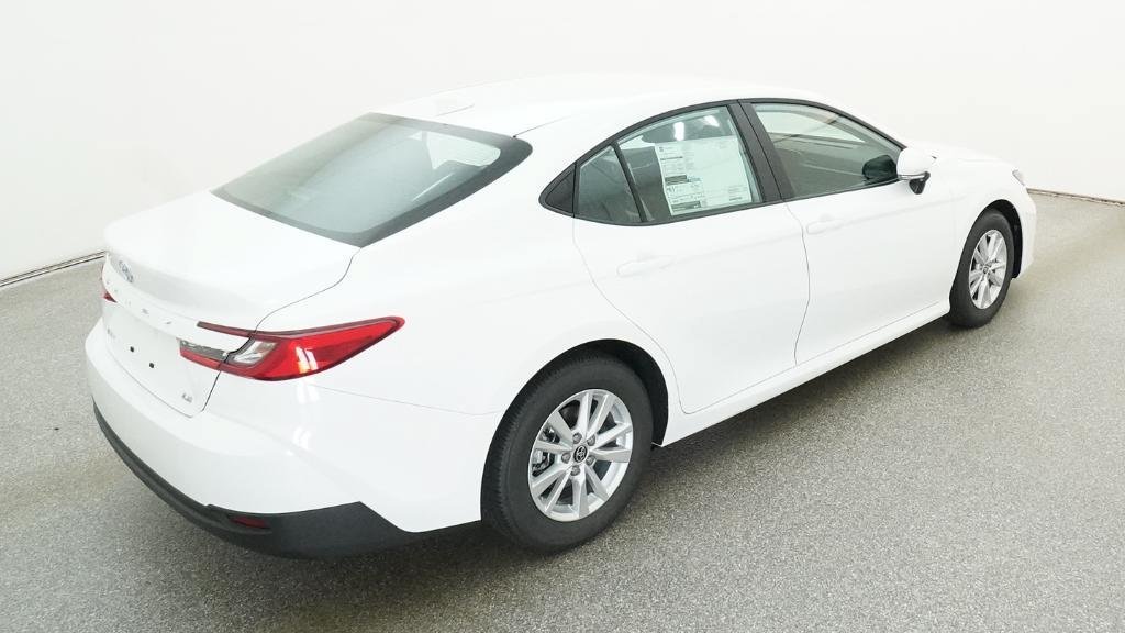 New 2026 Ice Cap Toyota LE image 24
