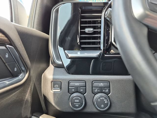 Used 2023 Summit White Chevrolet LT (2FL) image 20