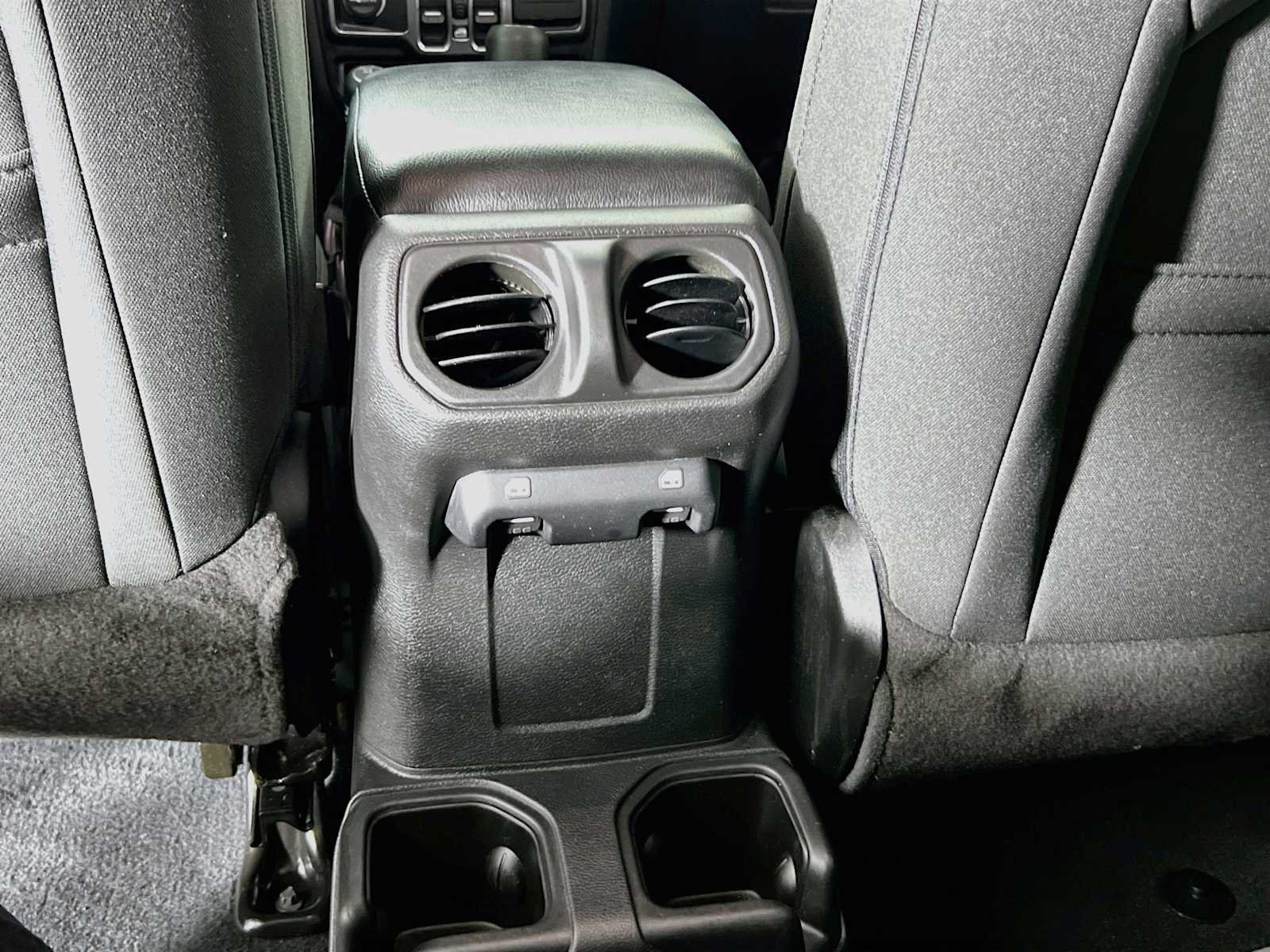 Used 2023 Sting-Gray Clearcoat Jeep Sport S image 25