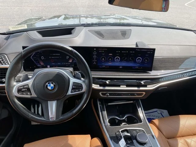 Used 2023 Black BMW xDrive40i image 10