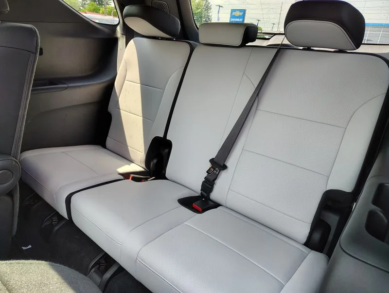 Used 2025 Black Chevrolet High Country image 14