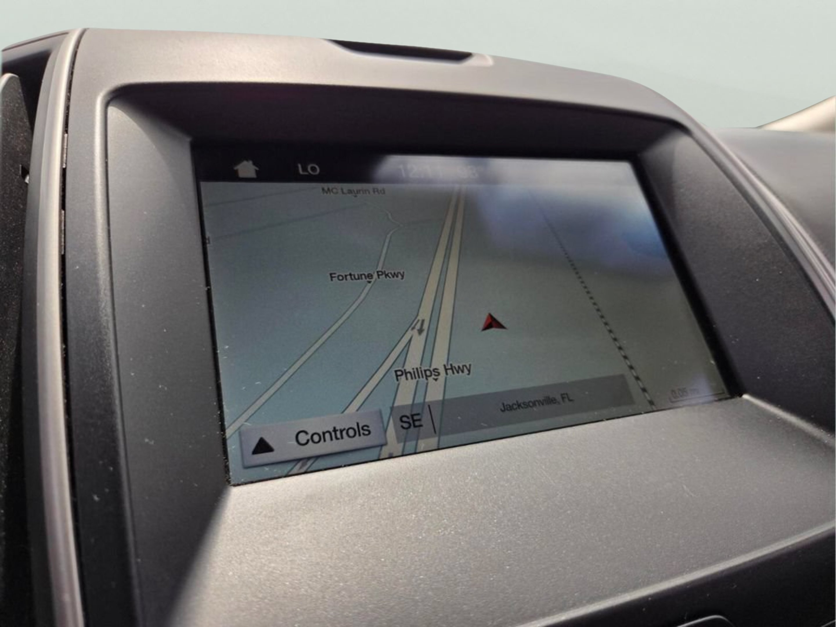Used 2019 Black Metallic Ford SEL image 21