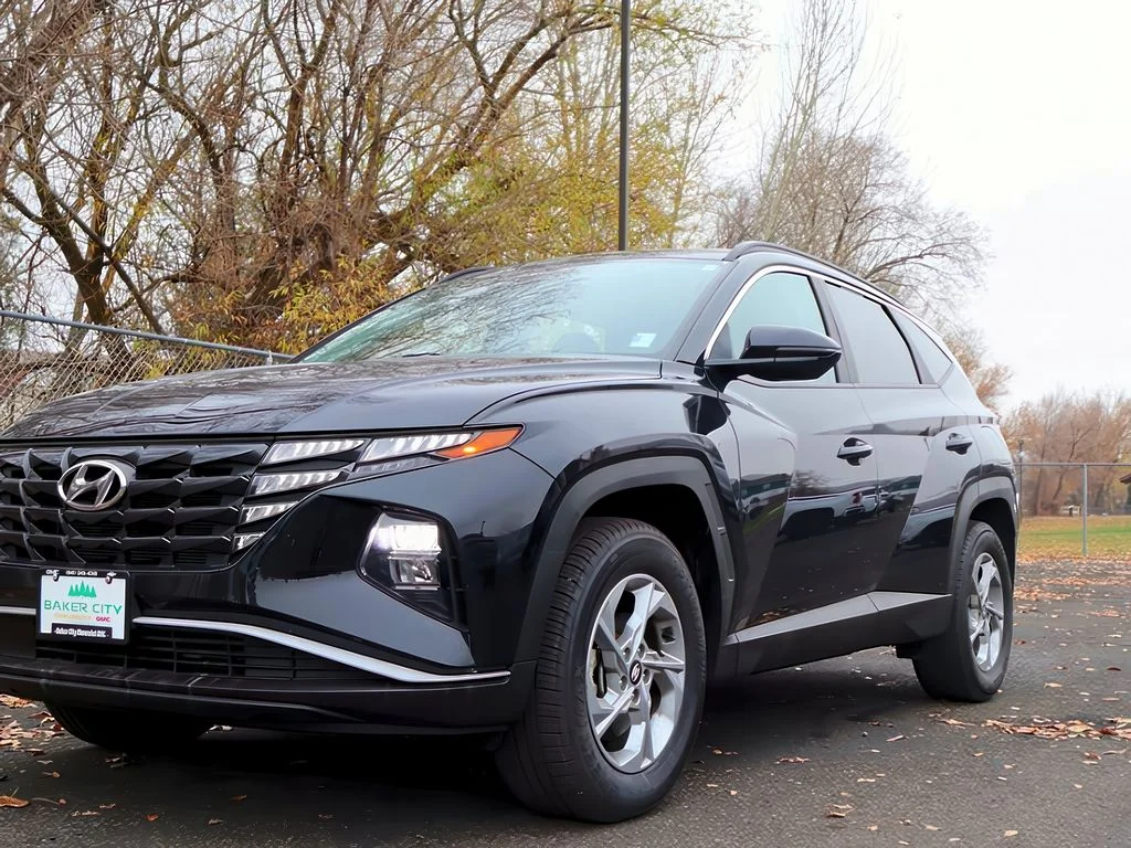Used 2022 Phantom Black Hyundai SEL image 32