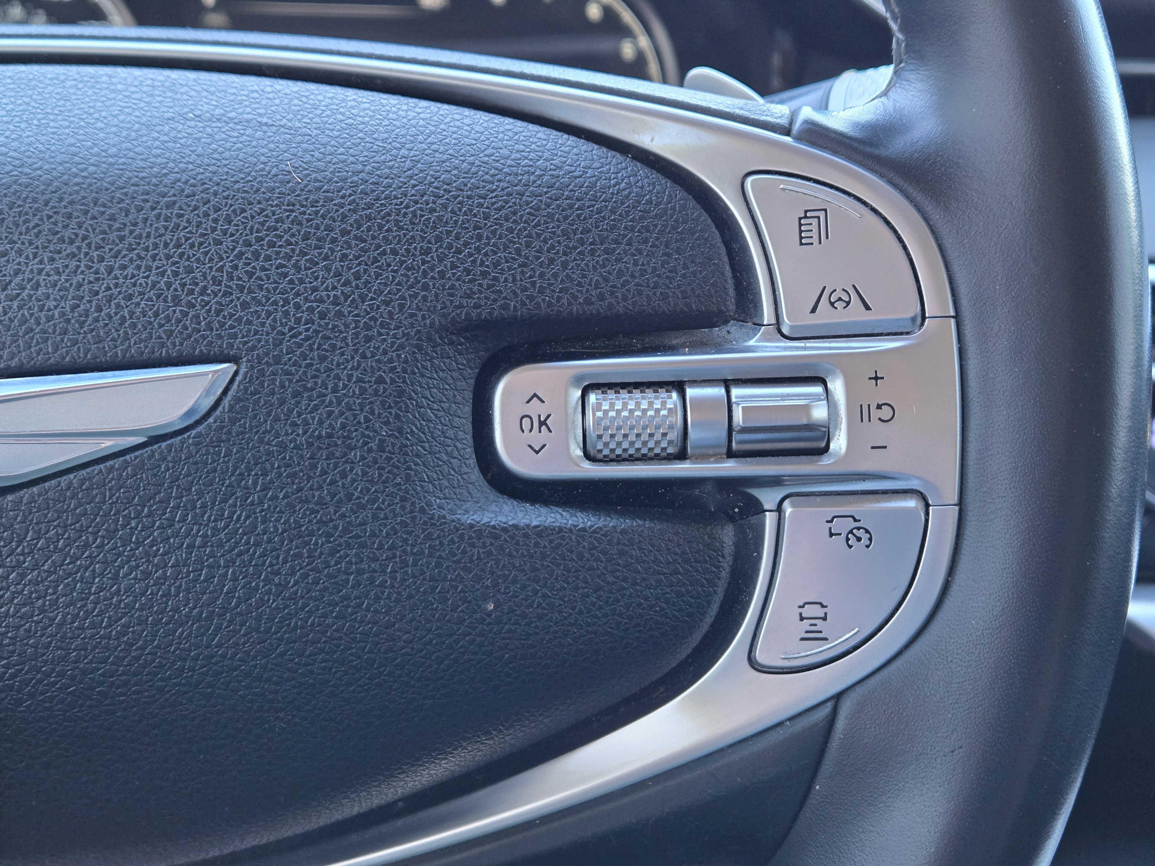 2022 GENESIS GV70 Standard - Photo 22
