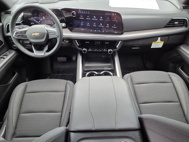 2026 Chevrolet Suburban LS - Photo 10