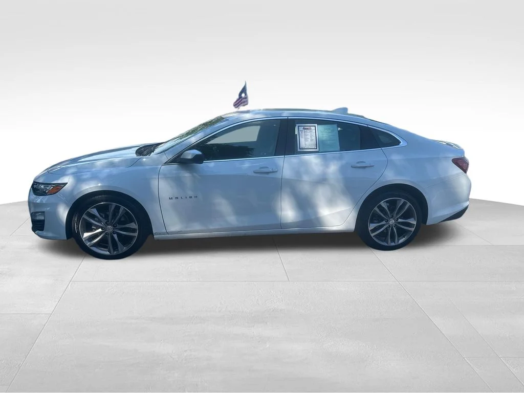 Used 2024 White Chevrolet LT image 7
