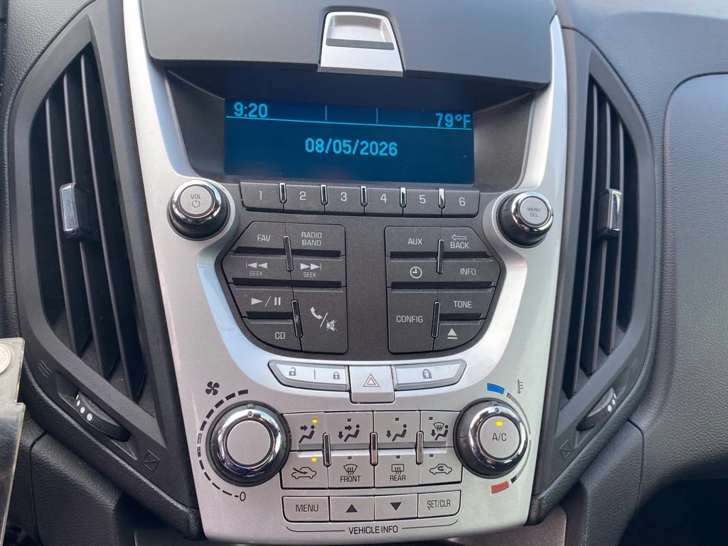Used 2013 Silver Chevrolet LS image 20