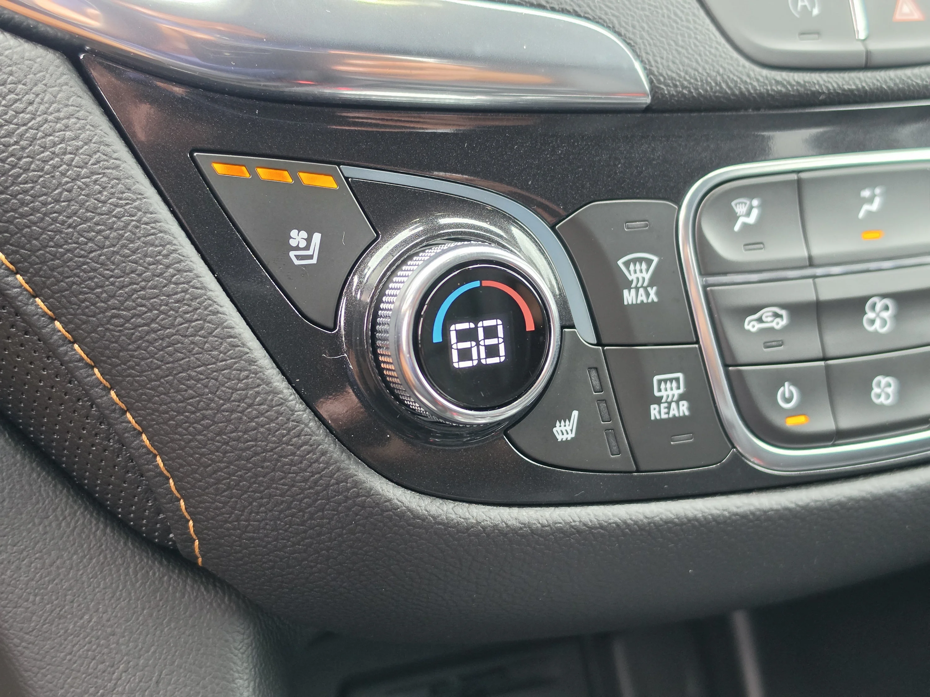Used 2022 Iron Gray Metallic Chevrolet Premier image 32