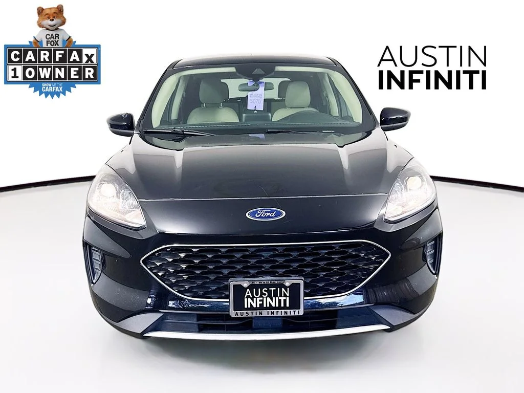 Used 2020 Black Ford SE image 2