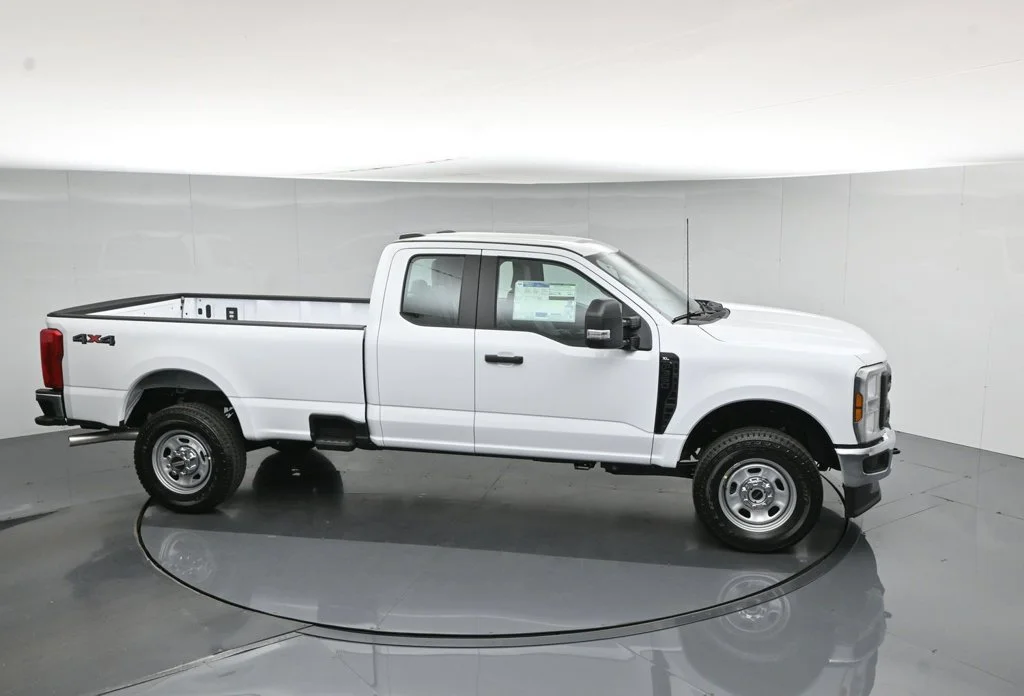 New 2027 White Ford XL image 51