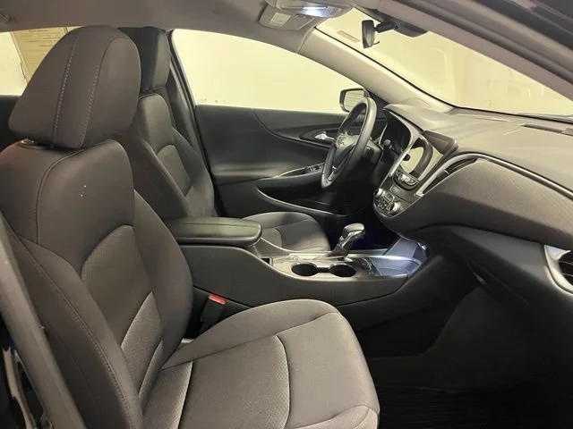 Used 2023 Mosaic Black Metallic Chevrolet LT image 21