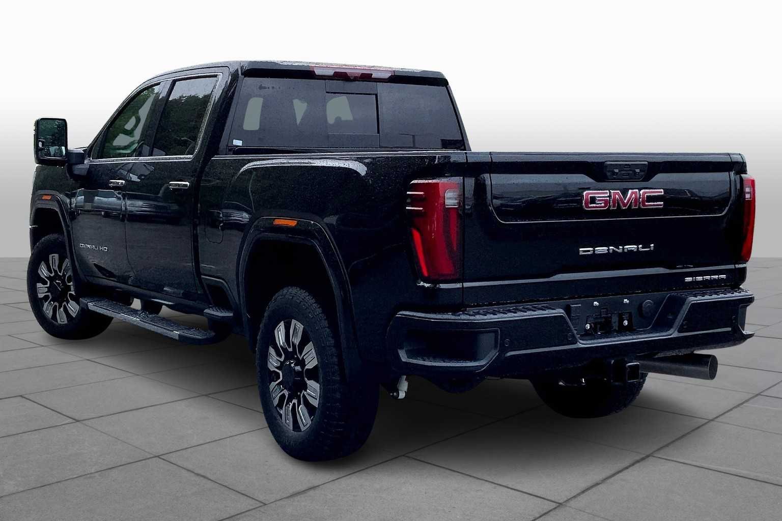 2026 GMC Sierra 2500HD Denali - Photo 12