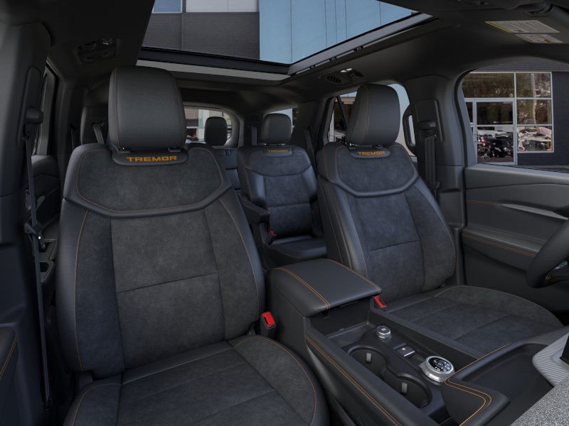 New 2026 Star White Metallic Tri-Coat Ford Tremor® image 10