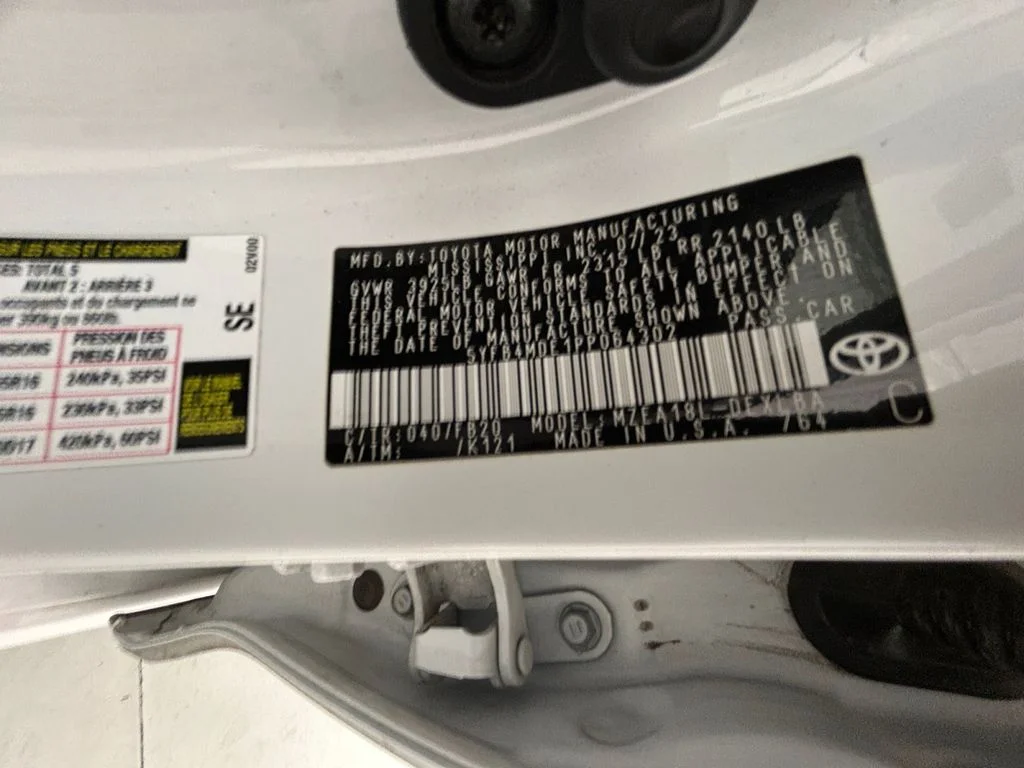 Used 2023 White Toyota LE image 20